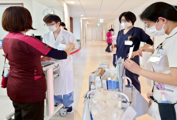 褥瘡ラウンドの様子