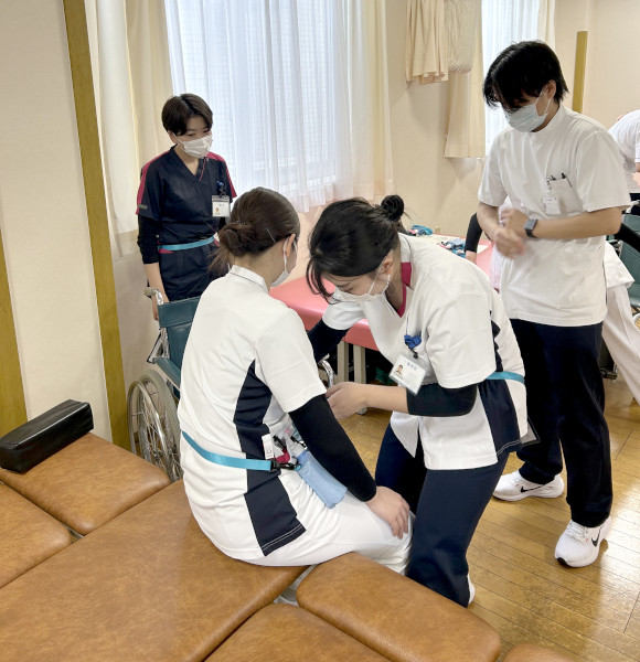 新人年間研修スケジュールの画像