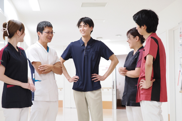 多職種連携でチームアプローチの画像