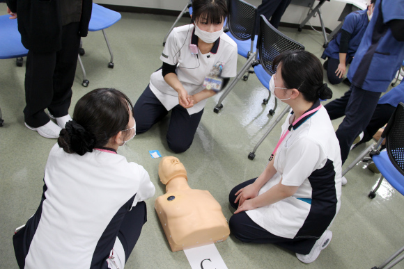 新人年間教育スケジュールの画像