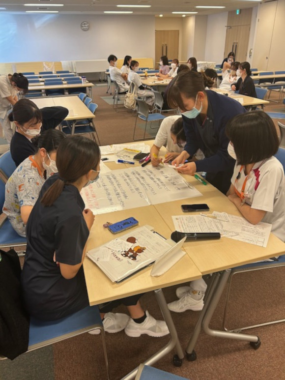 入職後の技術研修も集合で行うので安心！の画像