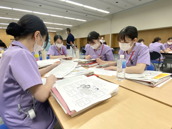 ～新人研修の様子～の画像