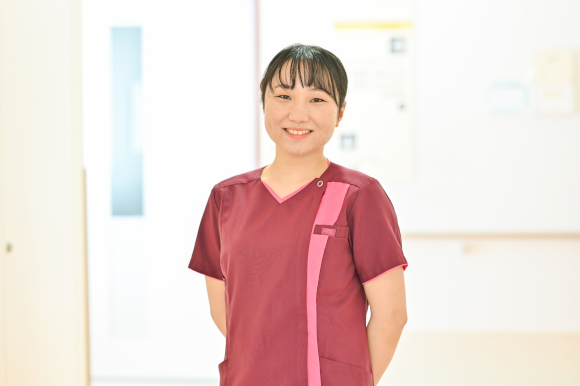 透析病棟所属 新人Tさん