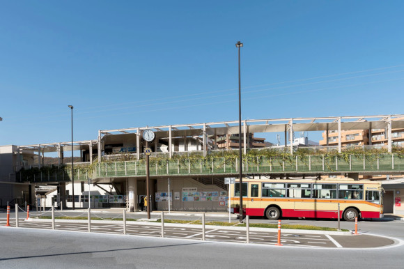 鶴巻温泉駅