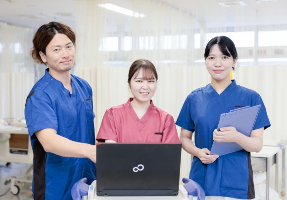 明るい職場の画像