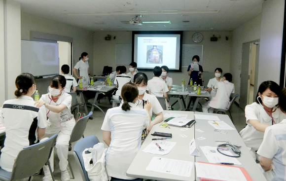 レベルに合わせた研修制度が充実の画像