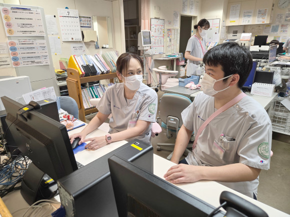 先輩看護師の1日をのぞいてみよう！