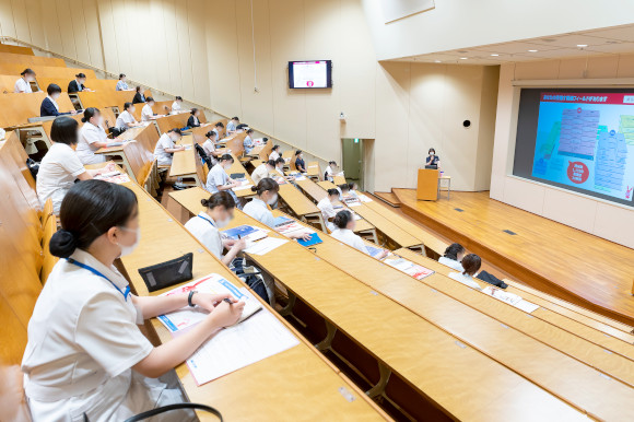 見学会の様子