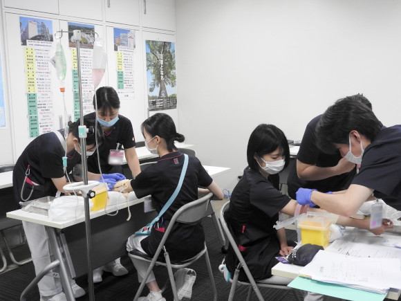 一緒に働く仲間として成長をサポート!の画像