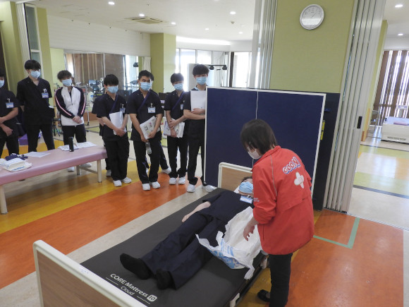 一緒に働く仲間として成長をサポート!の画像