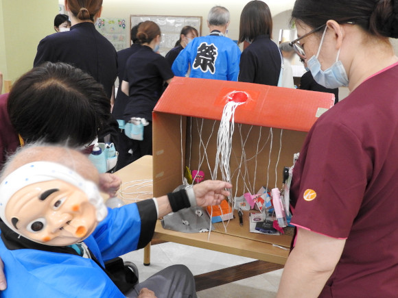 病棟にて夏祭りを開催!の画像