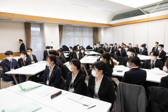 新卒入職者共通の研修の画像