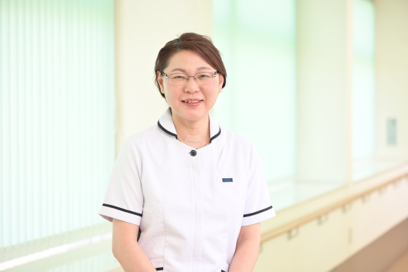 看護部長 佐藤 美加