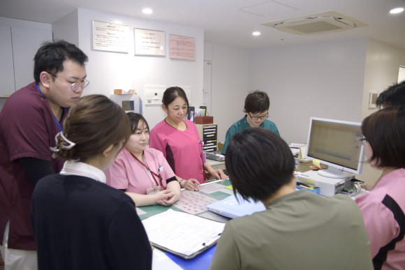 総合的なリハビリテーションで社会復帰への支援をしていますの画像