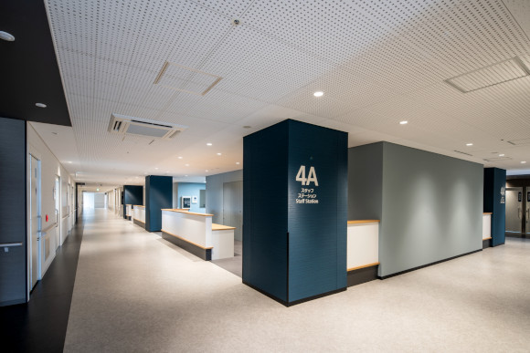 4Aスタッフステーション