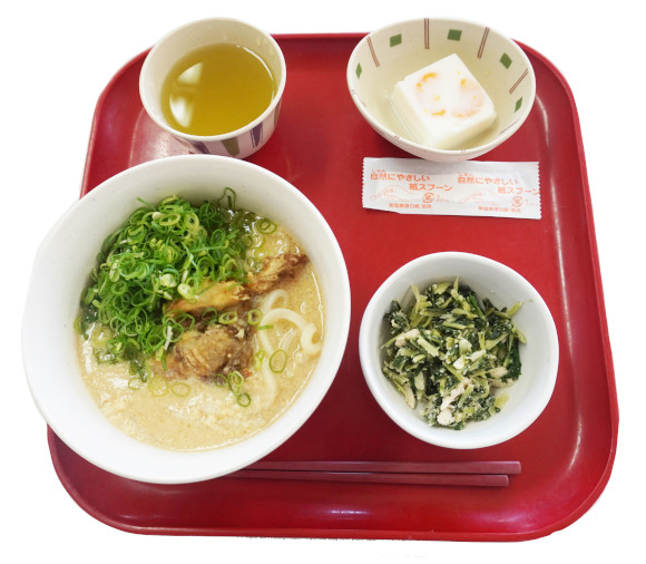 おいしくて栄養満点の職員食堂の画像