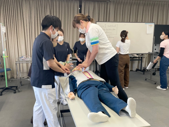 ICLS研修の様子の画像