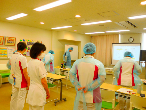 クリニカルラダーにもとづく教育体系